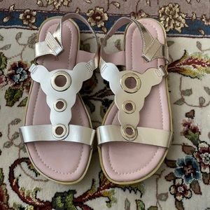 girls sandals